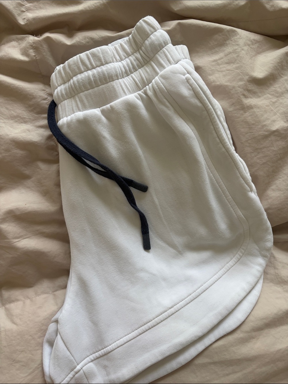 Varley White Athletic Drawstring Shorts with Black Tie